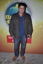 Sajid Khan promote Matru ki Bijlee Ka Mandola on Nach Baliye sets in Filmistan, Mumbai on 7th Jan 2013 (30).JPG
